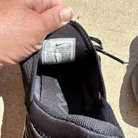 Nike 270 - Picture 3 of 7